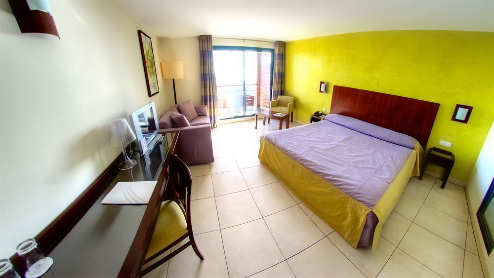 Hotel Bellepierre Saint-Denis Esterno foto